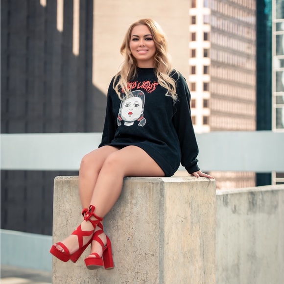 Squid Games Sweater Dress - Picture 3 of 4